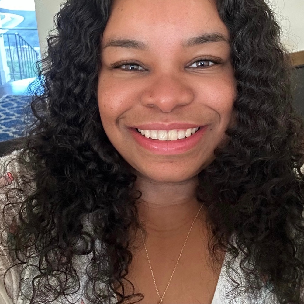 Meet your Posher, Marcie